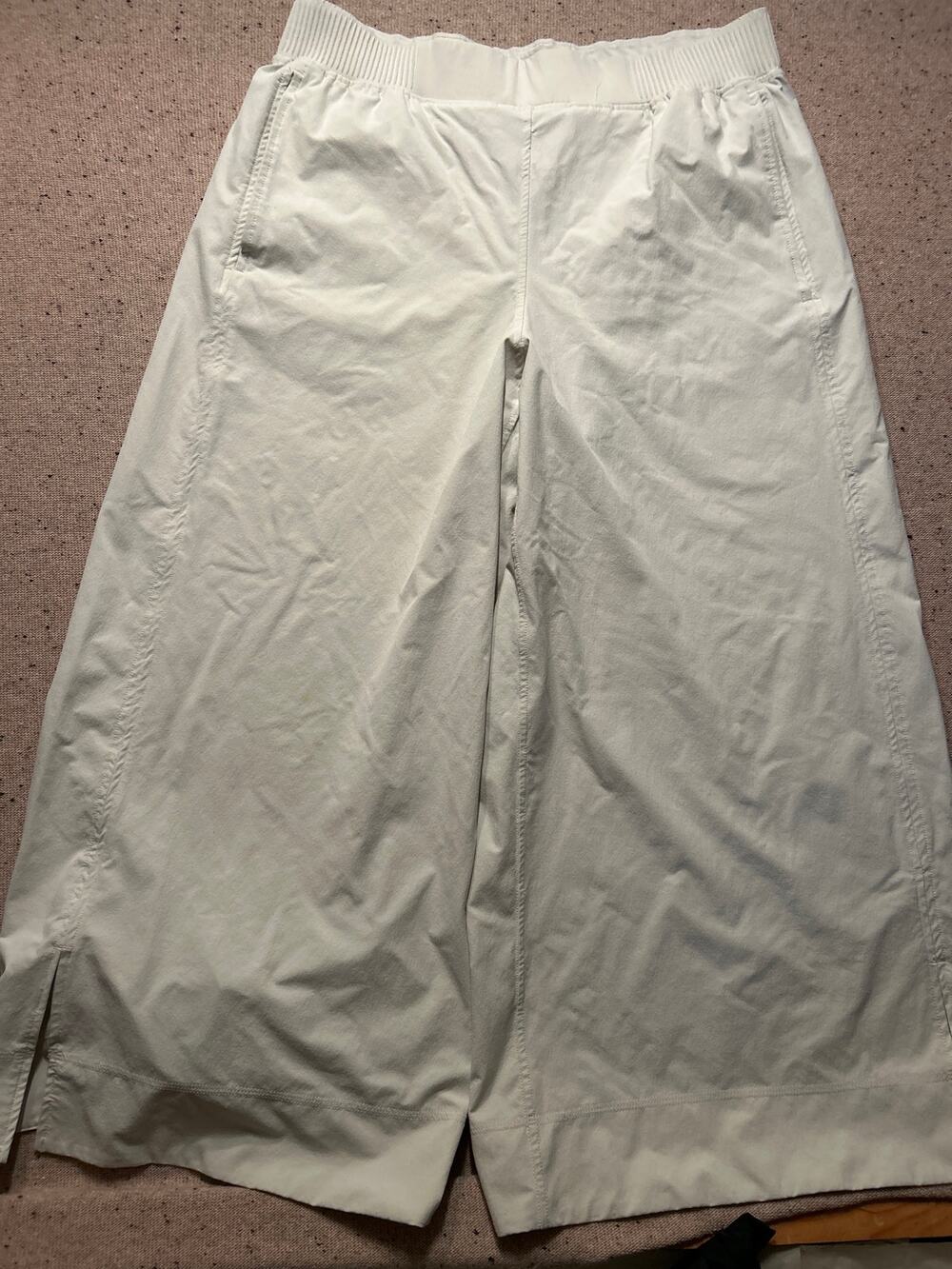 Lululemon Stretch Woven Cropped Wide Leg Pants XL Bone